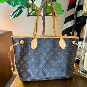 Auth Louis Vuitton Neverfull PM Tote with dust bag #16199L41
